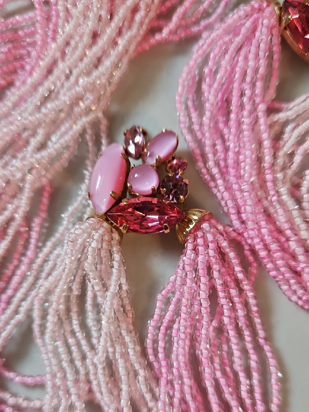 Vintage 1960's Pink Torsade Glass & Jeweled Necklace Gorgeous Clasp for Earrings - Picture 4 of 7